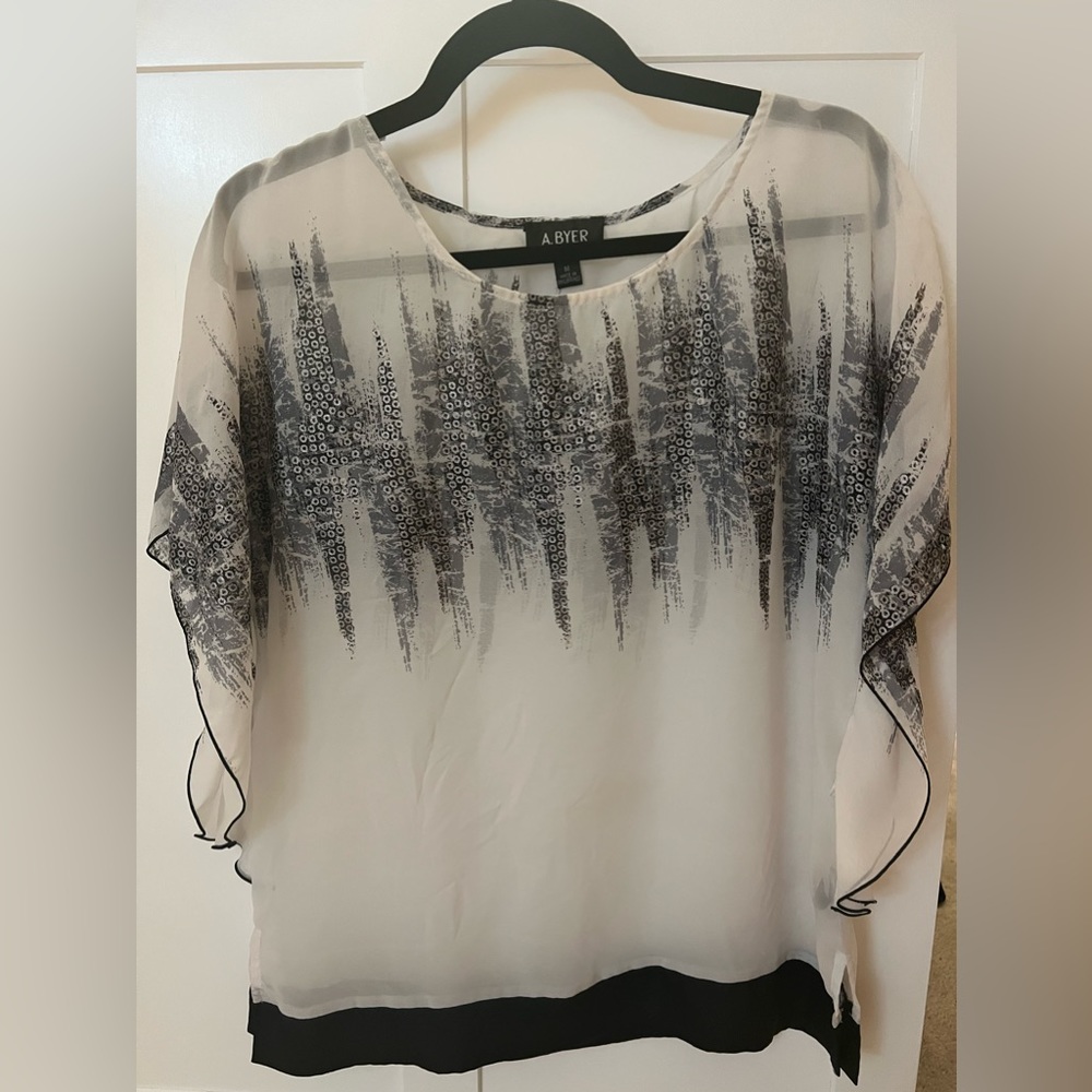 Women’s blouse
